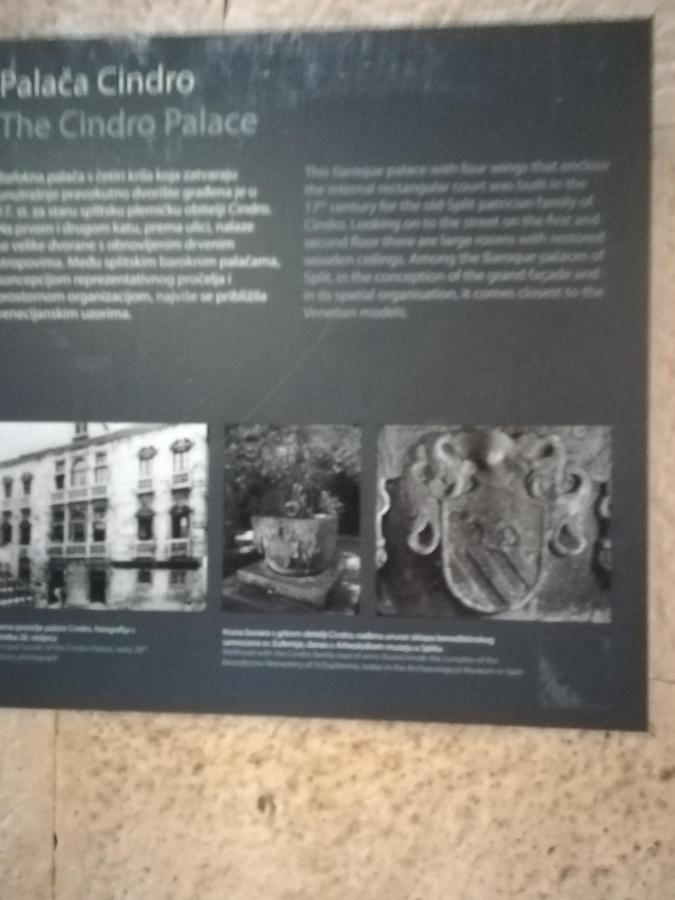 Inchy Accommodation - In The Center Of Diocletian'S Palace Split Exterior foto