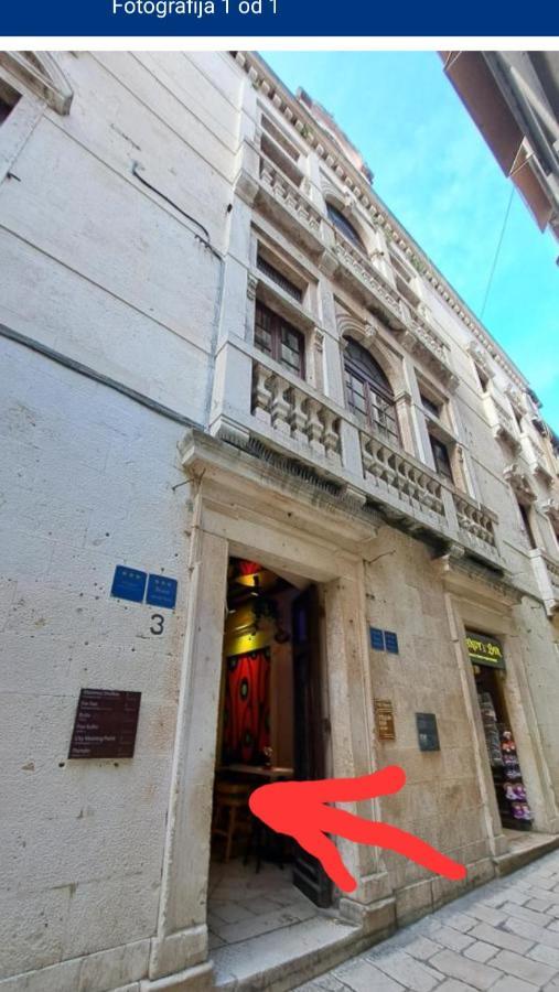 Inchy Accommodation - In The Center Of Diocletian'S Palace Split Exterior foto